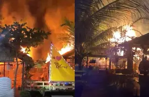 Incêndio de grandes proporções destrói barraca na zona Sudeste de Teresina (Foto: Reprodução)