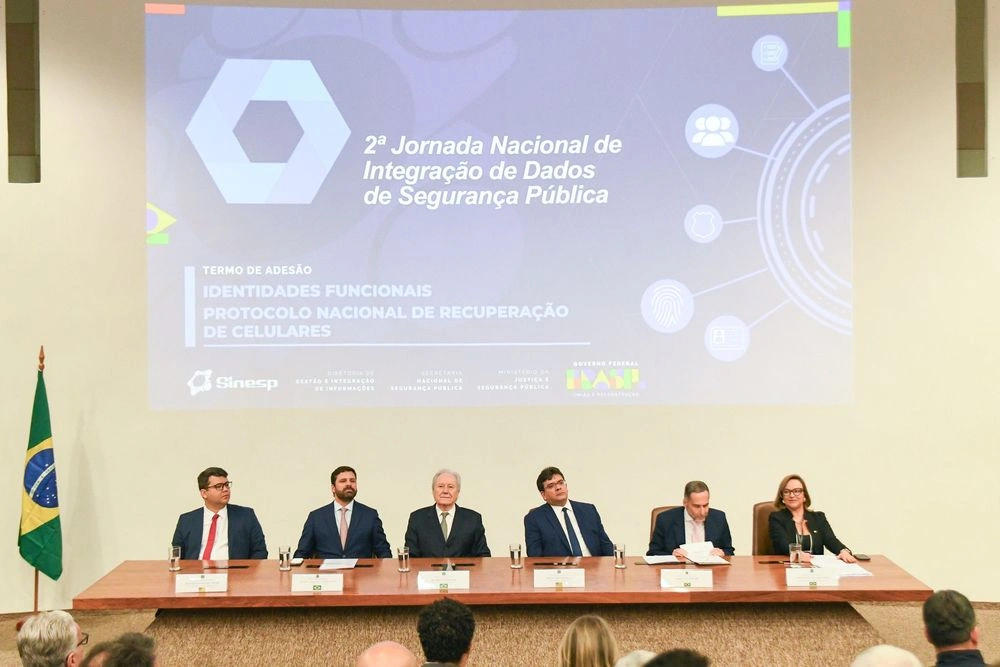 Iniciativa do Piauí será integrada ao Programa Celular Seguro do Governo Federal e levada para todo o Brasil