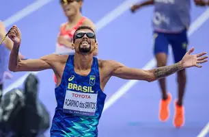 Júlio César Agripino é ouro e bate recorde mundial na corrida dos 5 km (Foto: Wander Roberto/CPB)
