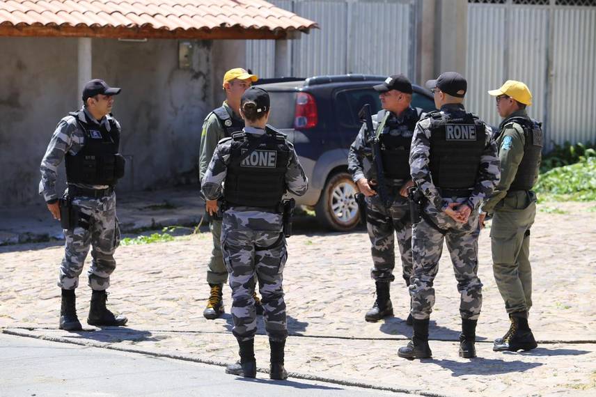 Operação Rastreados