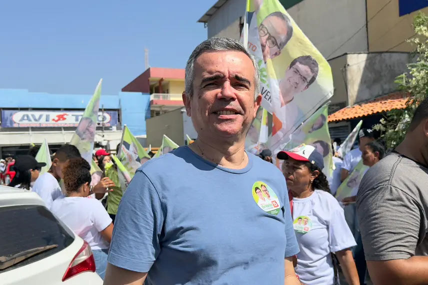 Parnaíba: Dr. Hélio inicia campanha eleitoral com multidão em bandeiraço