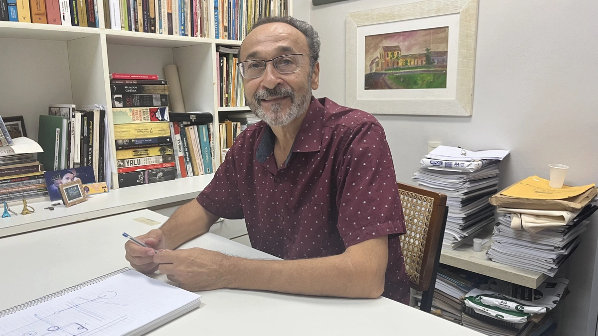 Professor Ricardo Arraes