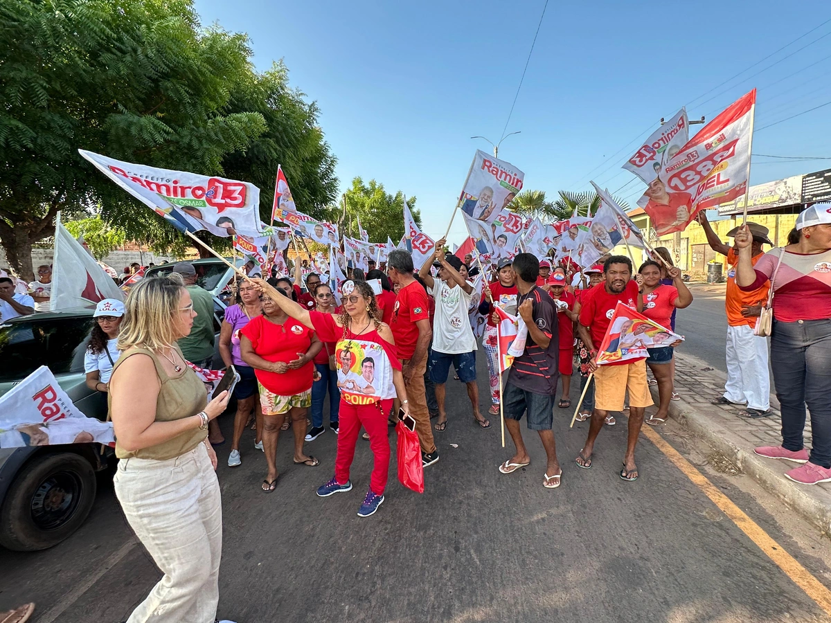 União: Candidato Ramiro Saraiva realiza caminhada com a presença do governador