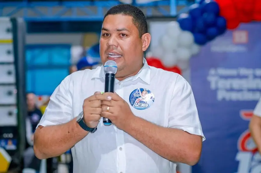 Vereador John Wallace realiza reunião com apoiadores no Parque Alvorada