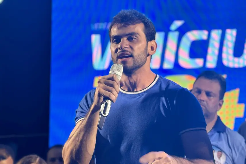 Vinicius lança candidatura a vereador de Caxias em evento com grande público