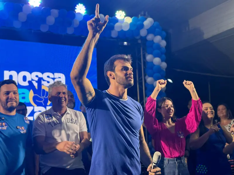 Vinicius lança candidatura a vereador de Caxias em evento com grande público