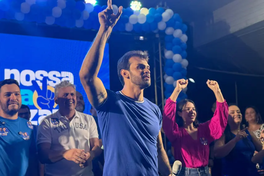 Vinicius lança candidatura a vereador de Caxias em evento com grande público