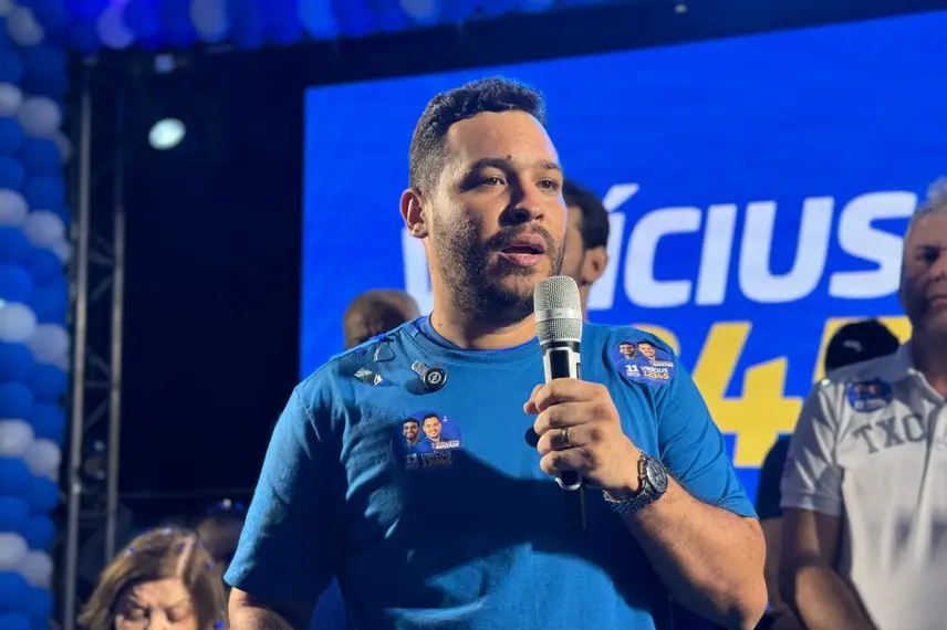 Vinicius lança candidatura a vereador de Caxias em evento com grande público