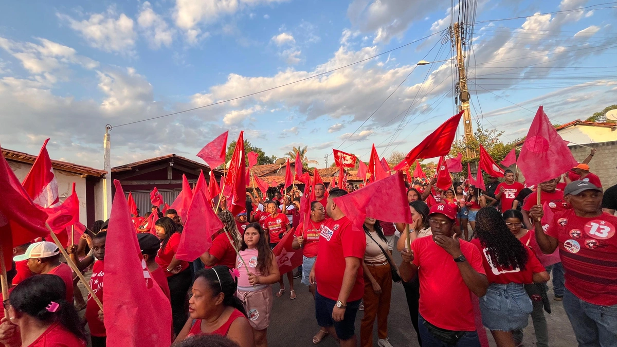 Amarante: Clemilton Queiroz faz grande caminhada ao lado de Rafael Fonteles