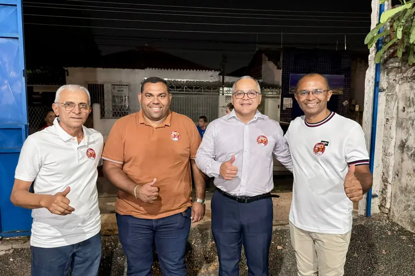 Candidato a prefeito de Ribeiro Gonçalves reúne centenas de apoiadores em Teresina