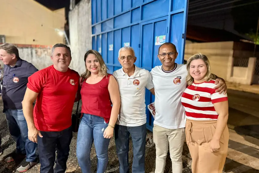 Candidato a prefeito de Ribeiro Gonçalves reúne centenas de apoiadores em Teresina