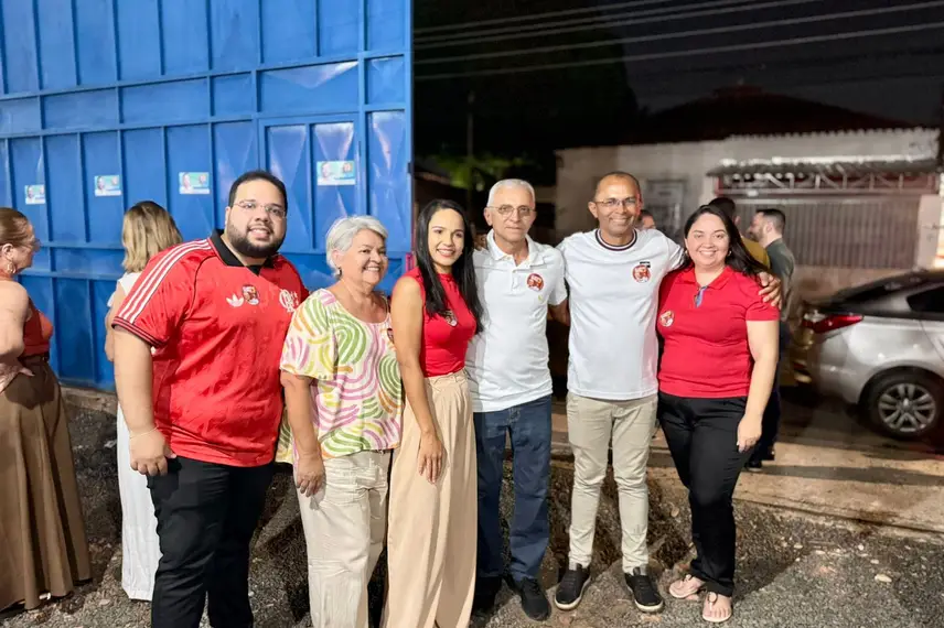 Candidato a prefeito de Ribeiro Gonçalves reúne centenas de apoiadores em Teresina