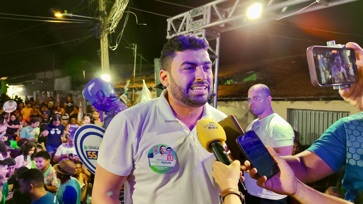 Candidato a vereador Draga Alana em evento político