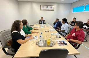 Candidatos ouvem demandas do Conselho Regional de Medicina Veterinária em Teresina (Foto: Conecta Piauí)