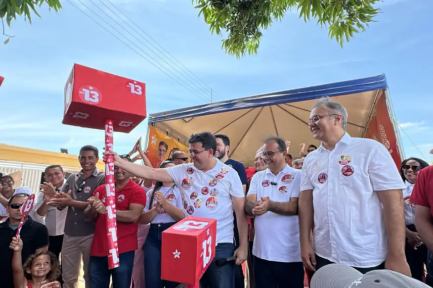 Candido a prefeito Gilson e Rafael Fonteles reúnem multidão em Pedro Laurentino