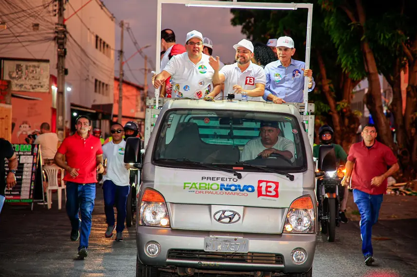 Com governador Rafael e Fábio Novo, carreata do 13 percorre a zona Norte de Teresina