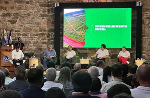 Dr. Hélio discute desenvolvimento econômico em plenária com empreendedores em PHB (Foto: Kassio Cavalcante/Conecta Piauí)