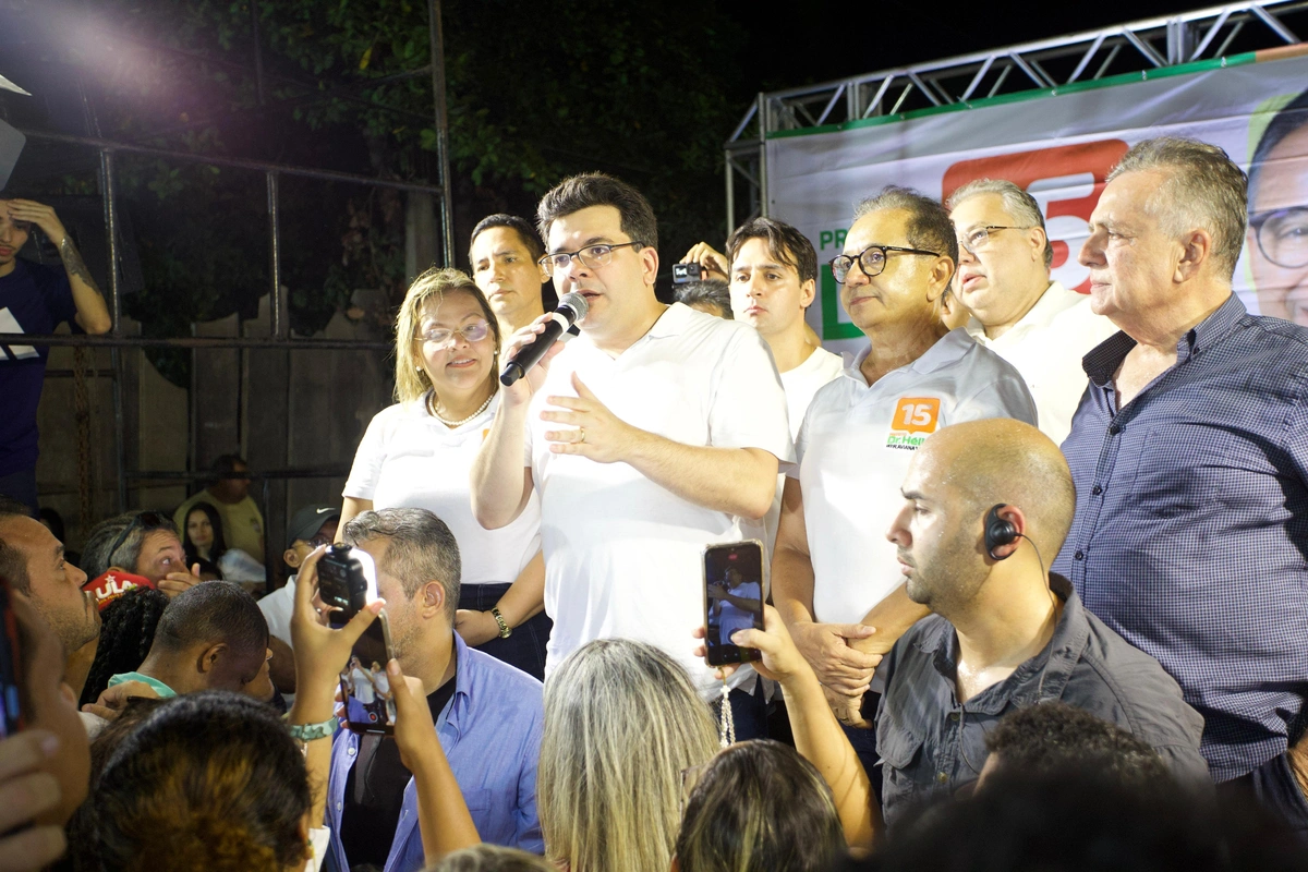 Dr. Hélio organiza grande arrastão em Parnaíba com presença do governador