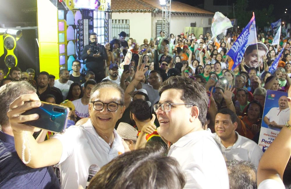 Dr. Hélio organiza grande arrastão em Parnaíba com presença do governador