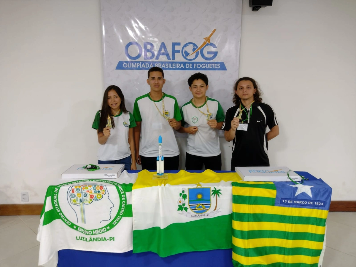 Estudantes de Luzilândia conquistam medalha de ouro na Jornada de Foguetes no RJ