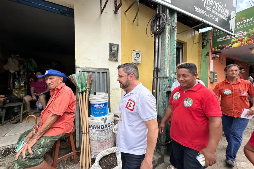 Fábio Novo reafirma compromisso com a zona Sudeste de Teresina em caminhada