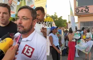 Fábio Novo realiza caminhada no bairro Samapi em Teresina (Foto: Divulgação)