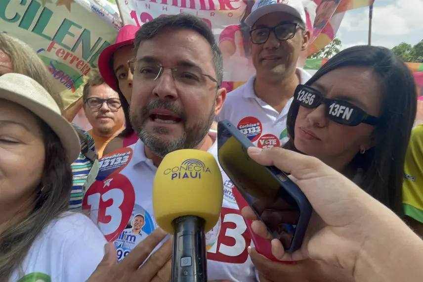Fabio Novo realiza carreata na zona Norte de Teresina