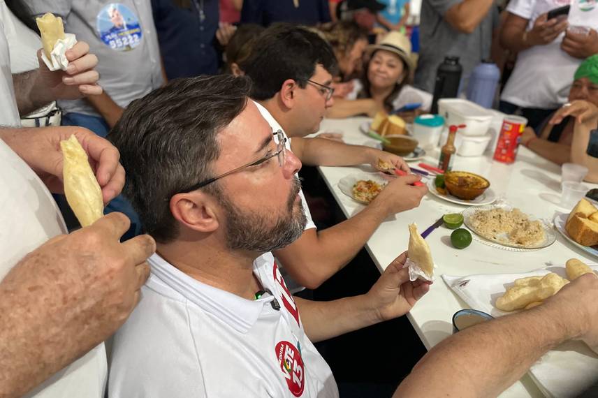 Fábio Novo visita Mercado do Mafuá ao lado de Rafael Fonteles