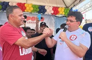 Francinaldo Moraes realiza grande caminhada com Rafael Fonteles em Paes Landim (Foto: James Rodrigues/Conecta Piauí)