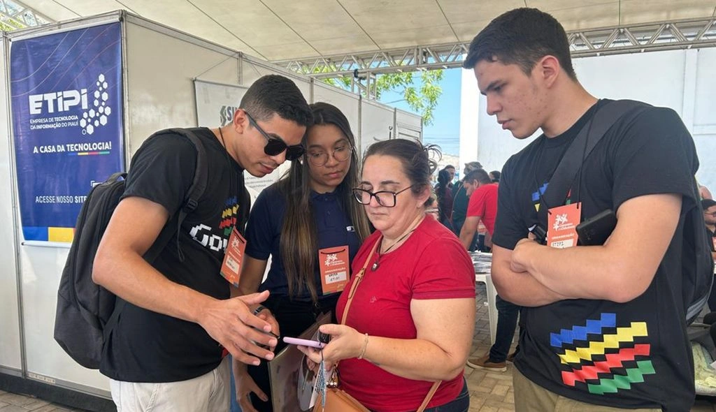 Gov.pi leva serviços digitais para Caravana da Cidadania em Parnaíba e Teresina