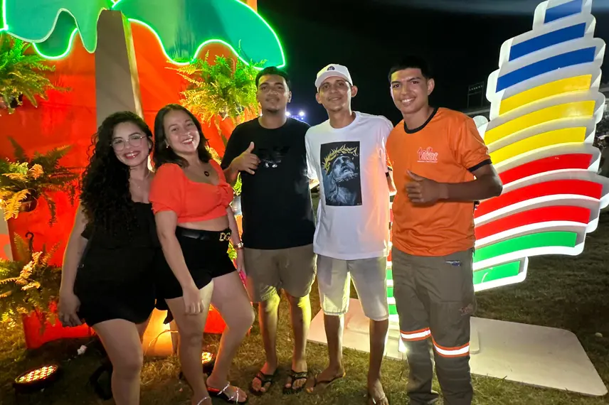 Henry Freitas anima mais de 40 mil fãs no 3º dia de Festival de Verão em Parnaíba