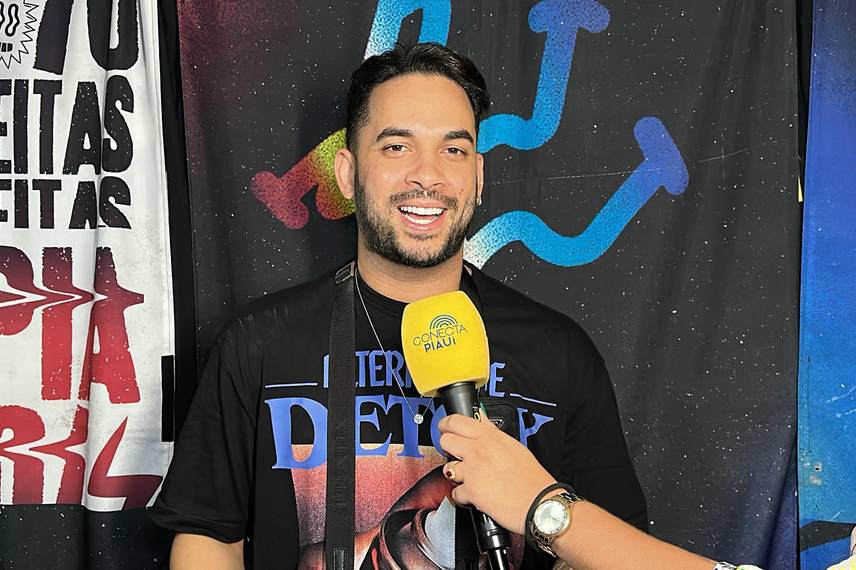 Henry Freitas anima mais de 40 mil fãs no 3º dia de Festival de Verão em Parnaíba Henry Freitas anima mais de 40 mil fãs no 3º dia de Festival de Verão em Parnaíba