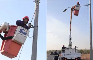 Infraestrutura de Demerval Lobão instala postes de energia nas margens da BR-316 (Foto: Reprodução)