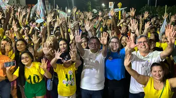 Joãozinho da Varjota realiza a maior carreata da história de Monsenhor Gil (Foto: Eduardo Amorim/ Conecta Piauí)