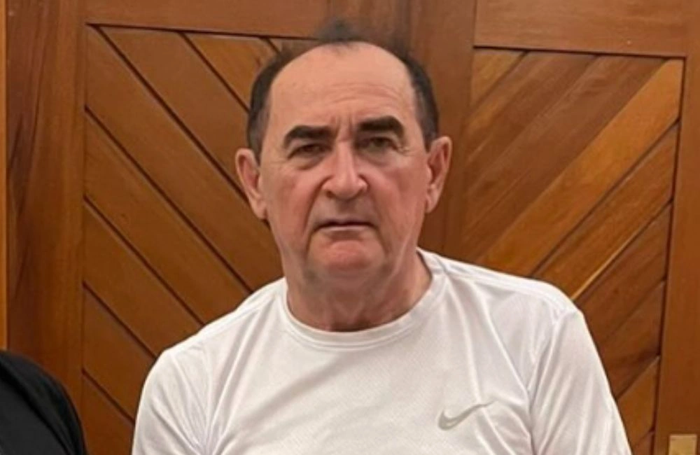 Justiça Eleitoral de Floriano suspende propaganda eleitoral de Antônio Reis