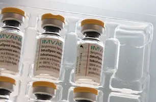 Organização Mundial da Saúde pré-qualifica primeira vacina contra mpox (Foto: Alain Jocard/Pool via Reuters)