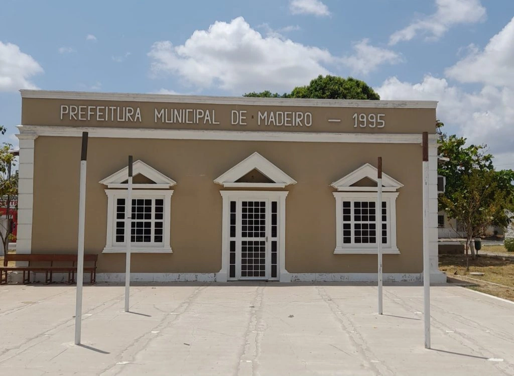 Prefeitura Municipal de Madeiro -Piauí