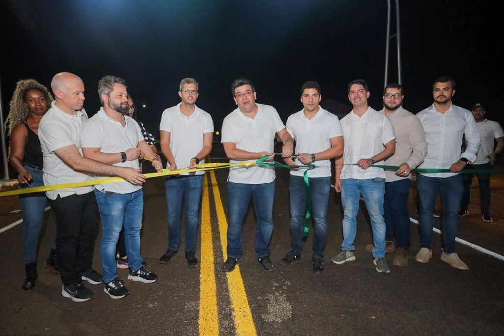 Rafael Fonteles inaugura obra