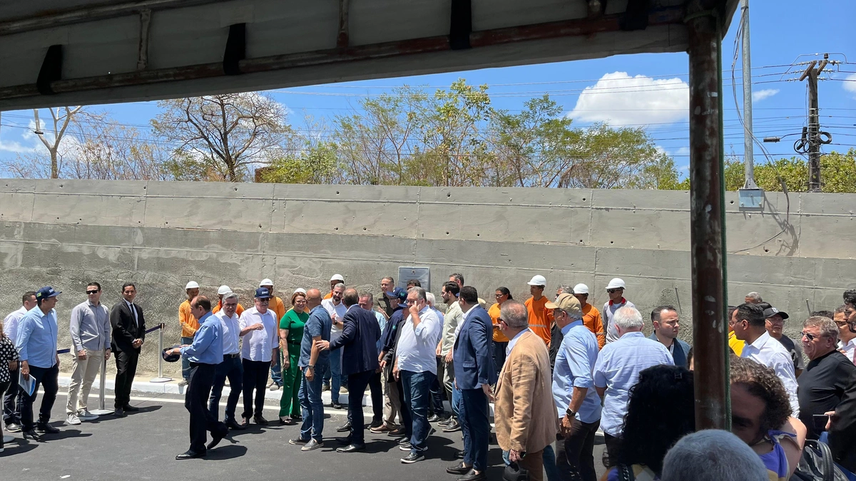 Rafael Fonteles inaugura rebaixamento da Av. João XXIII com ministros em Teresina