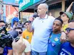 Silvio Mendes realiza caminhada com apoiadores na zona Sudeste de Teresina