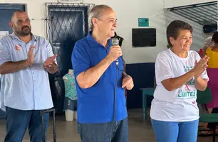 Sílvio Mendes em evento na Associação de Amigos dos Autistas (AMA) (Foto: Alessandra Fonseca / Conecta Piauí)