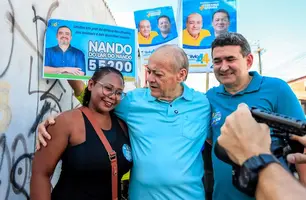 Silvio Mendes realiza caminhada no bairro Planalto Uruguai em Teresina (Foto: Reprodução)