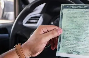 A um dia do prazo, menos de 25% dos motoristas pagaram o IPVA com desconto no PI (Foto: Reprodução)