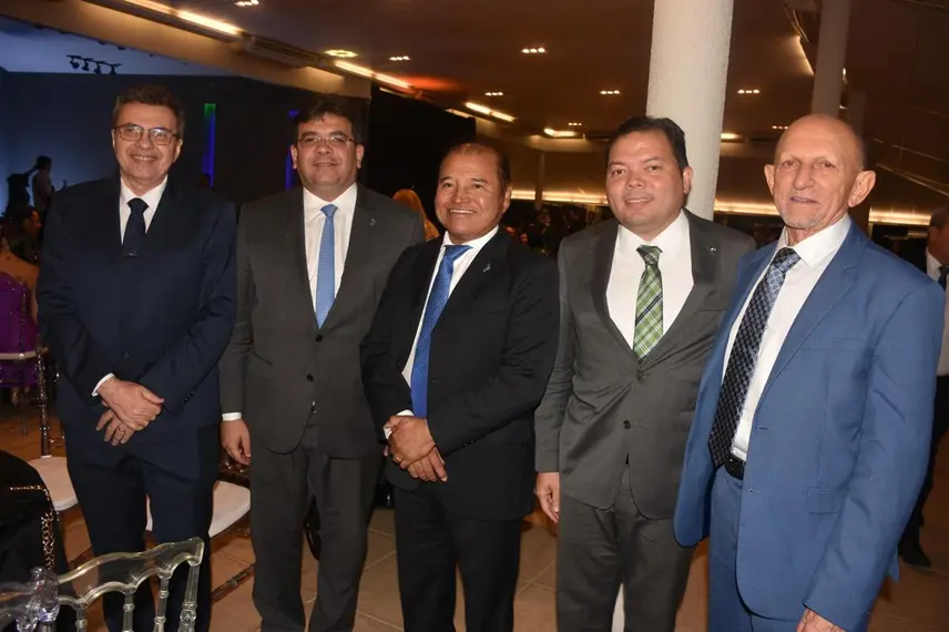 Aderson Nogueira é empossado presidente do TJ-PI e realiza jantar de comemoração