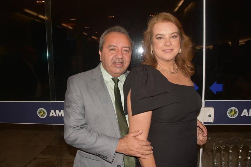 Aderson Nogueira é empossado presidente do TJ-PI e realiza jantar de comemoração Aderson Nogueira é empossado presidente do TJ-PI e realiza jantar de comemoração