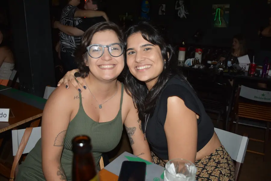 Aprovados no Enem comemoram em PUB