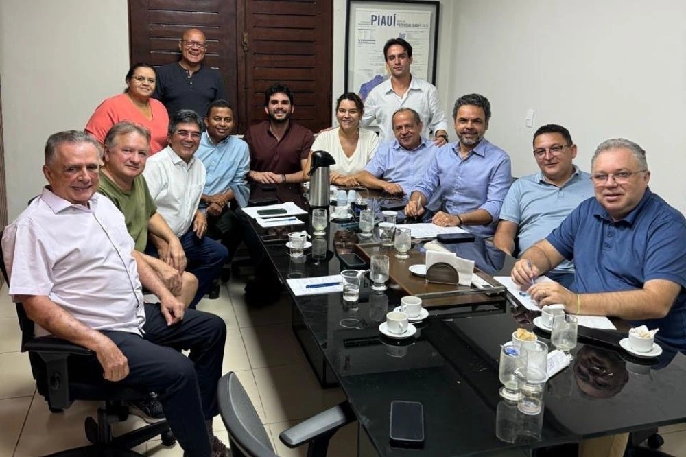 Bancadas do PT traçam estratégias para as eleições de 2026 em reunião em Teresina