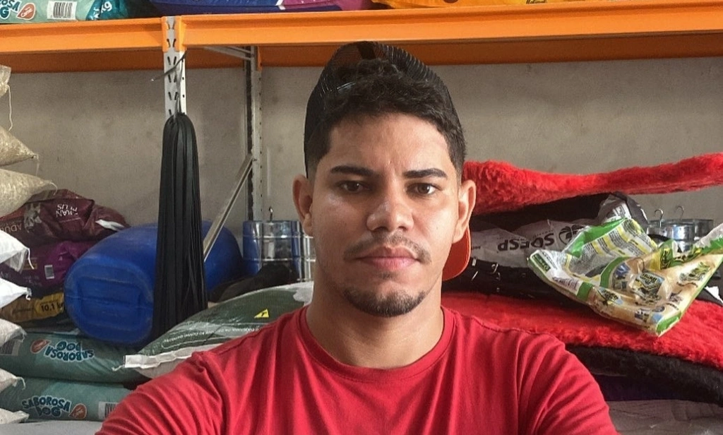 Comerciante é assassinado a tiros dentro do próprio comércio no Norte do Piauí
