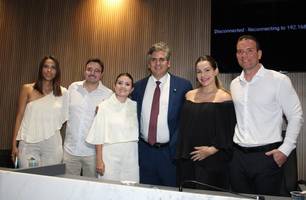 Dr. Pablo Santos e Xandu Neri tomam posse como prefeito e vice-prefeita de Picos (Foto: Boletim do Sertão)