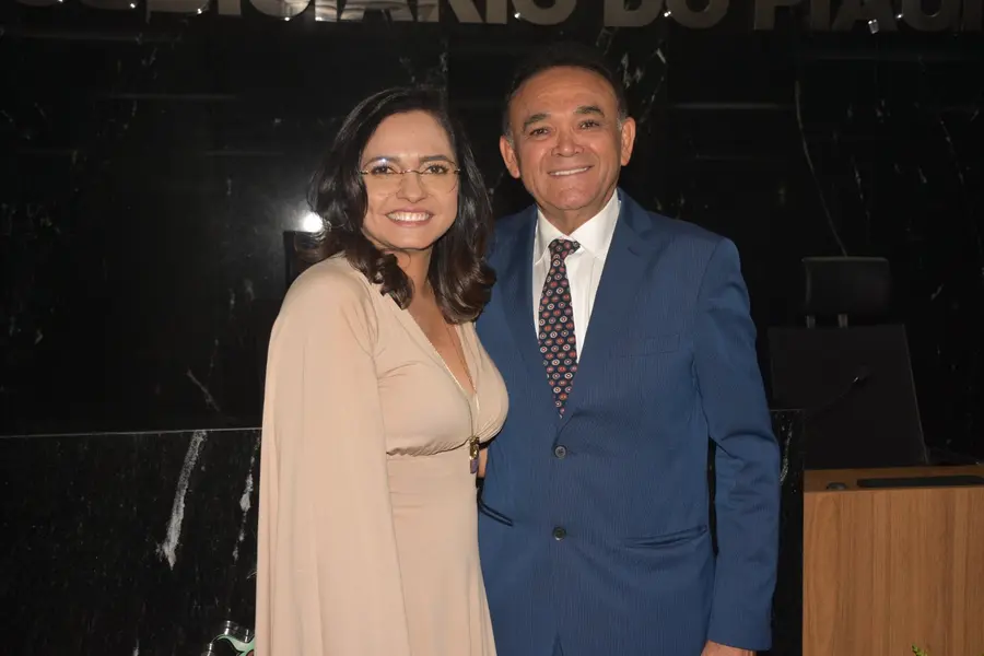 Juíza Keylla Ranyere assume presidência da AMAPI como a primeira mulher no cargo